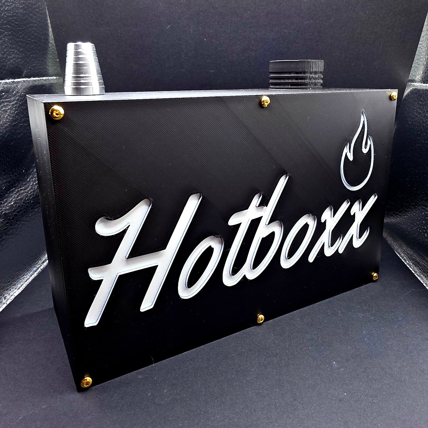 THE OG HOTBOXX