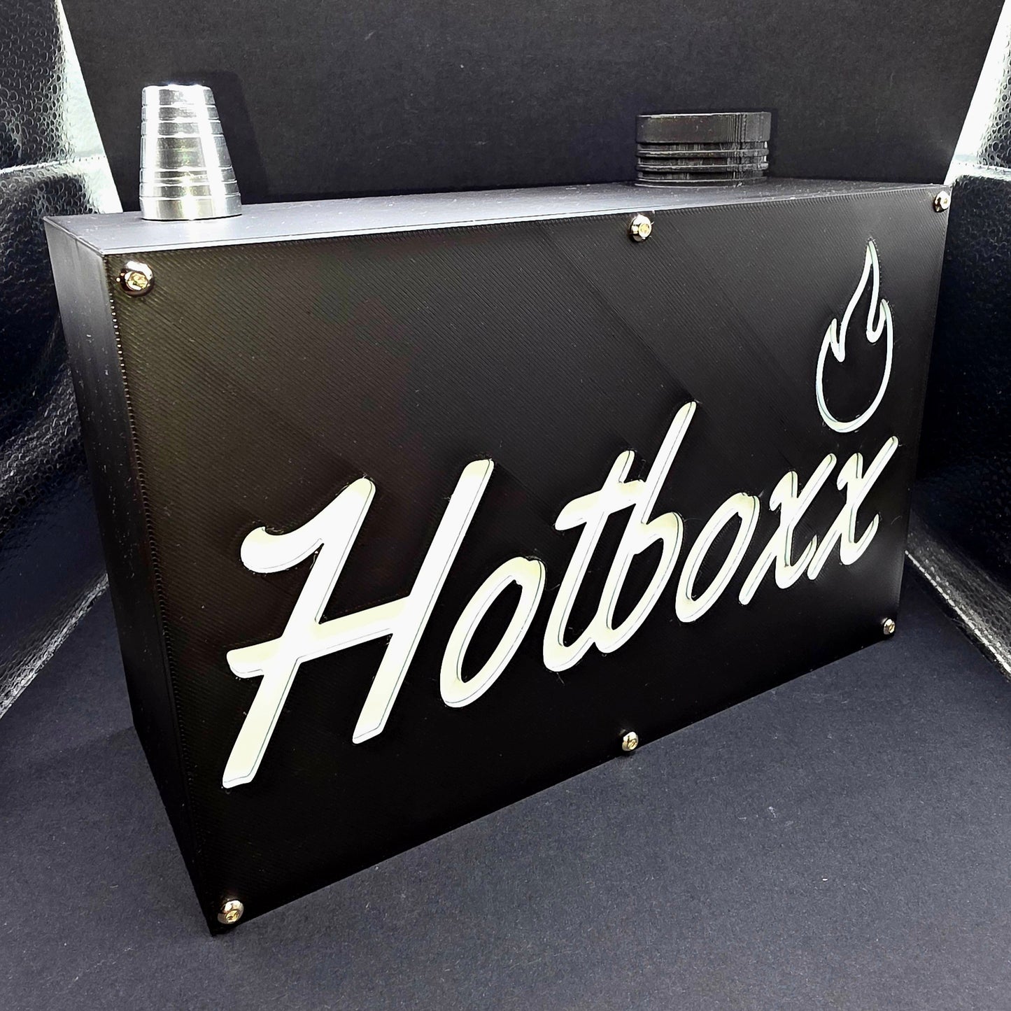 THE OG HOTBOXX